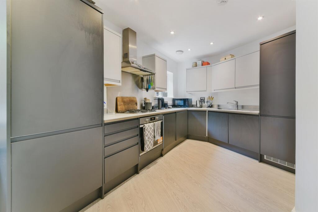 Additional image 9 of Selsdon Road, South Croydon