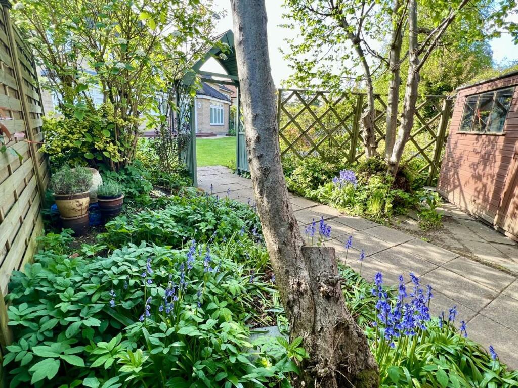 Additional image 22 of Roundwood Grove, Hutton Mount, Brentwood