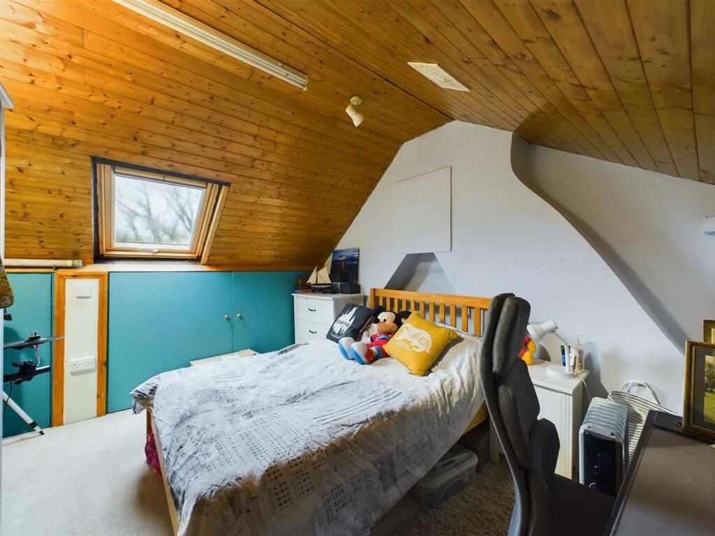 Additional image 12 of Stoats Nest Road, Coulsdon