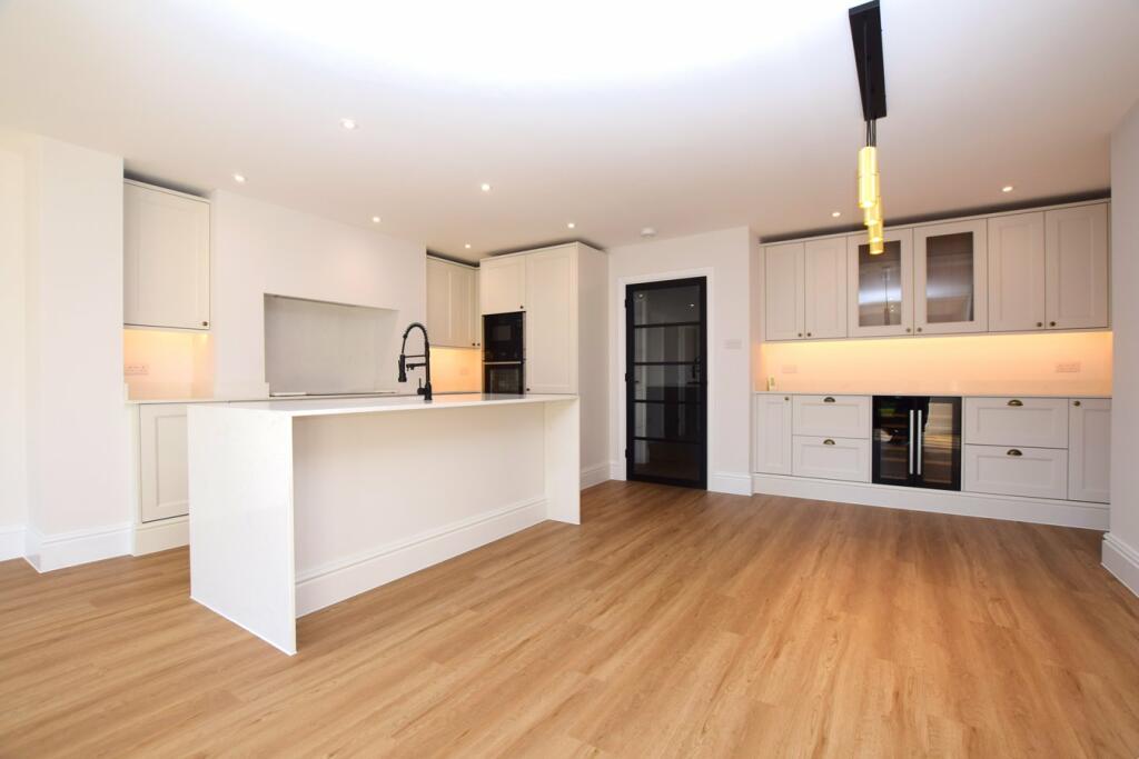 Additional image 5 of Perry Street, Billericay, CM12
