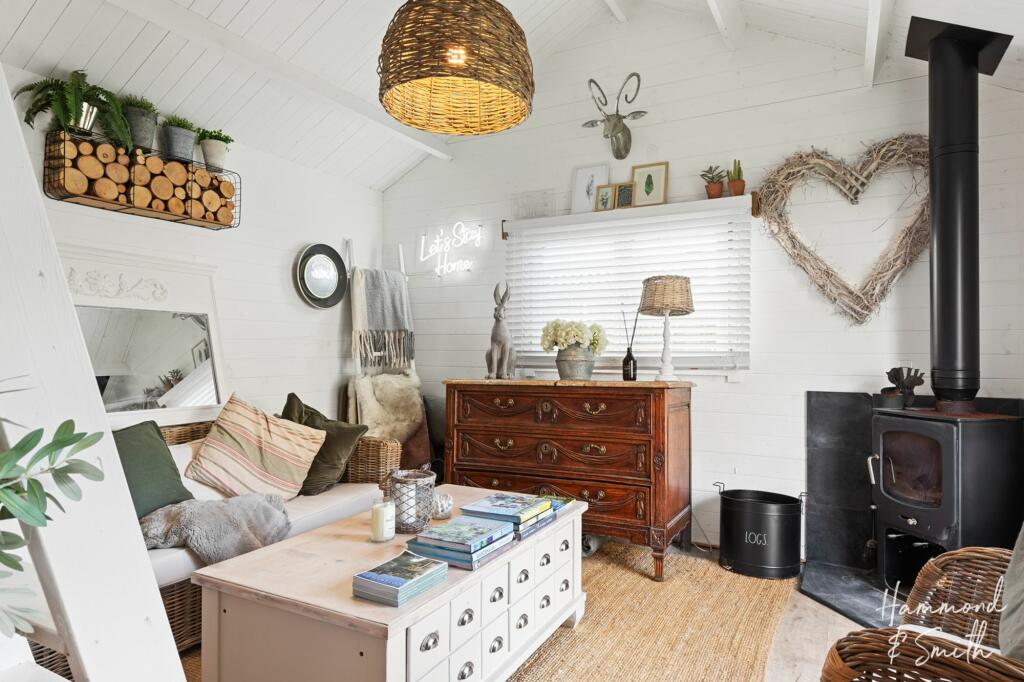 Additional image 24 of London Road, Hastingwood