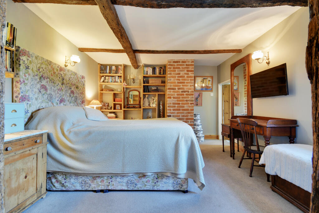 Additional image 15 of Coxtie Green Road, Pilgrims Hatch, Brentwood