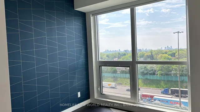 Additional image 11 of 27 Mcmahon Dr Unit #1102