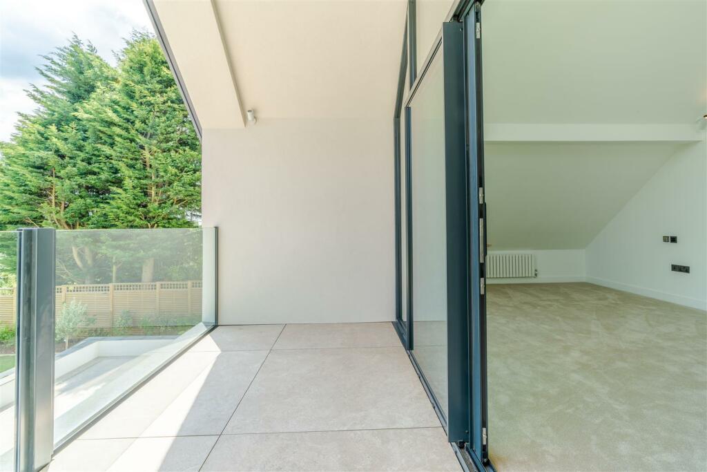 Additional image 37 of Broomhills Chase, Little Burstead, Billericay