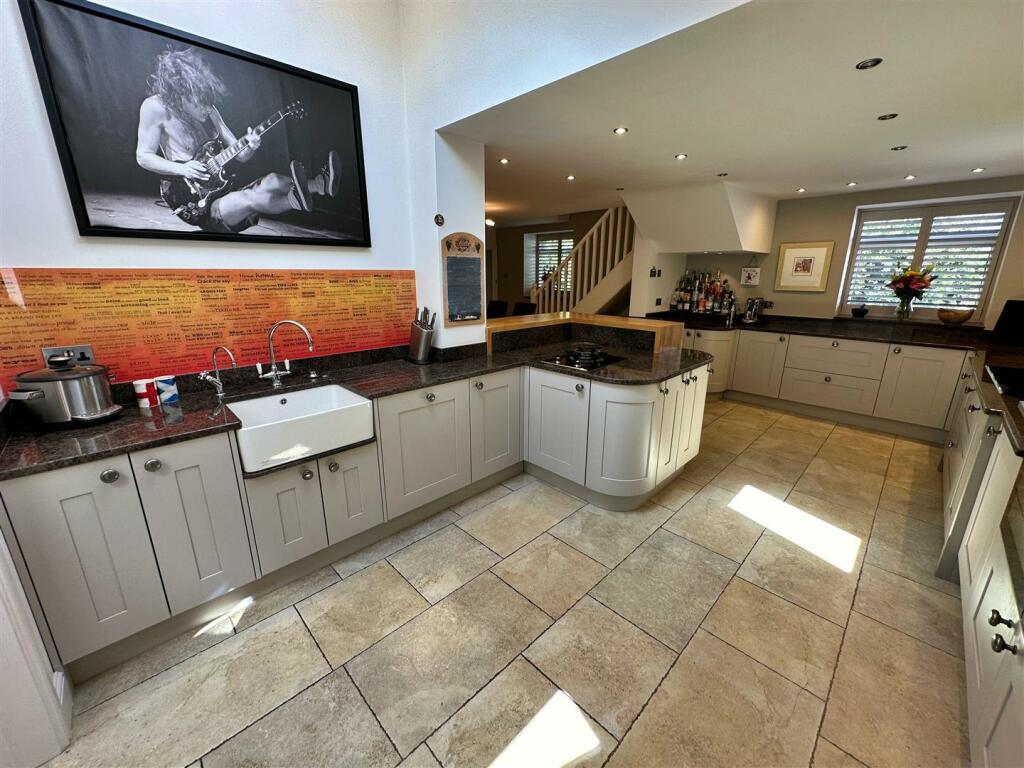 Additional image 28 of Ffordd Y Bont, Pontybodkin