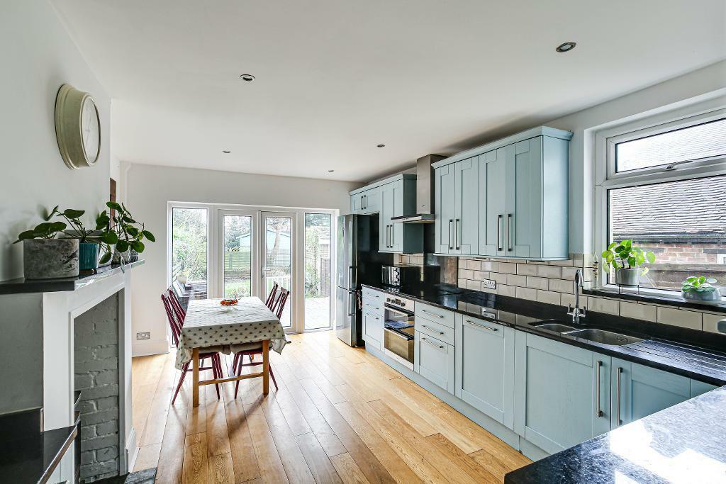 Additional image 5 of Warren Park, Warlingham, Surrey, CR6 9LD