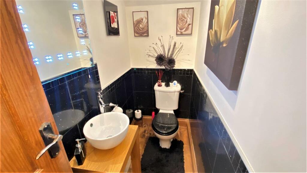 Additional image 7 of The Riddings, Whitby