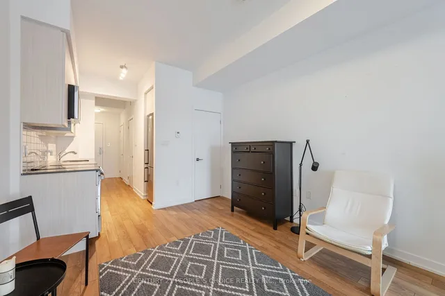 Additional image 19 of 2433 Dufferin St Unit 715