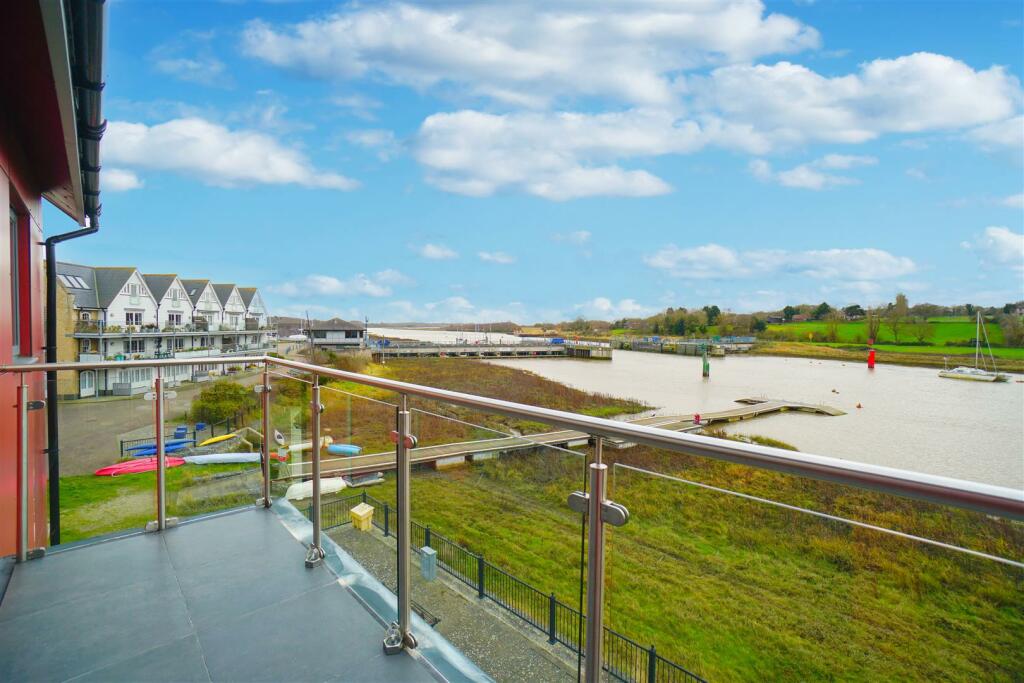 Additional image 9 of River Facing, Wivenhoe