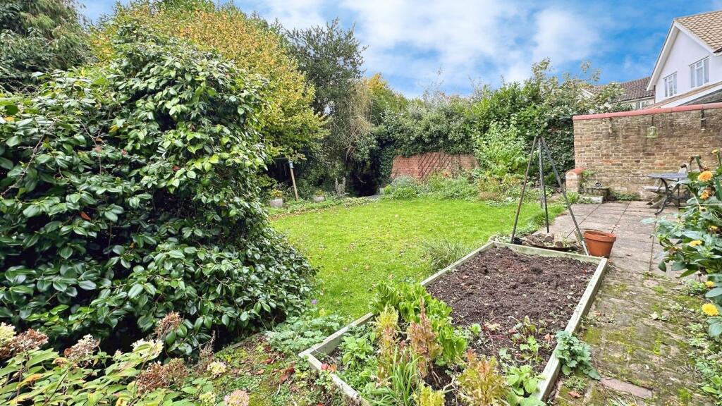 Additional image 19 of Vicarage Lane, Great Baddow, Chelmsford, CM2