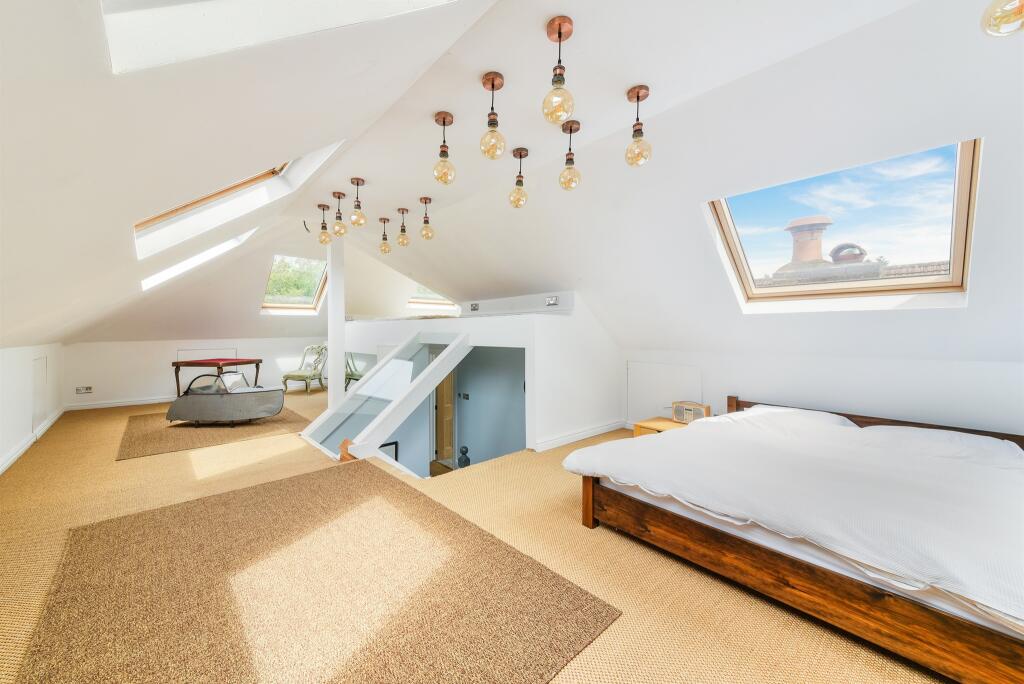 Additional image 11 of Dornton Road, South Croydon