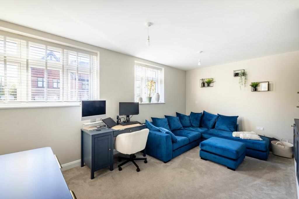 Additional image 12 of Golf Side Mews, Coulsdon, CR5