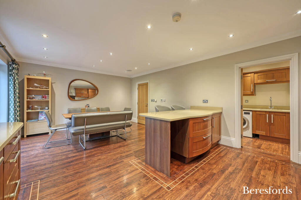 Additional image 37 of Worrin Place, Shenfield, CM15