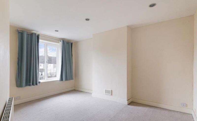 Additional image 5 of Graham Avenue, Mitcham