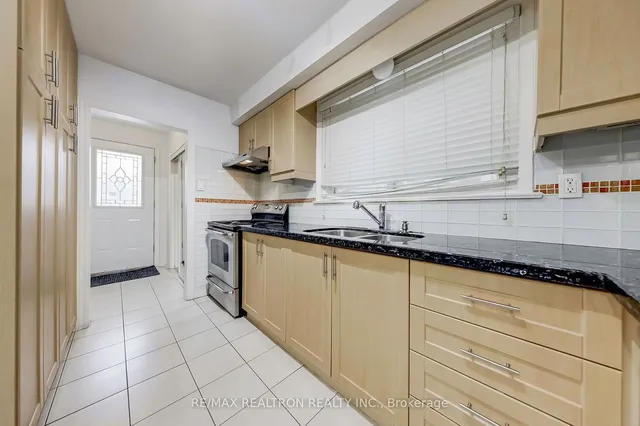 Additional image 10 of 365 Hollywood Ave