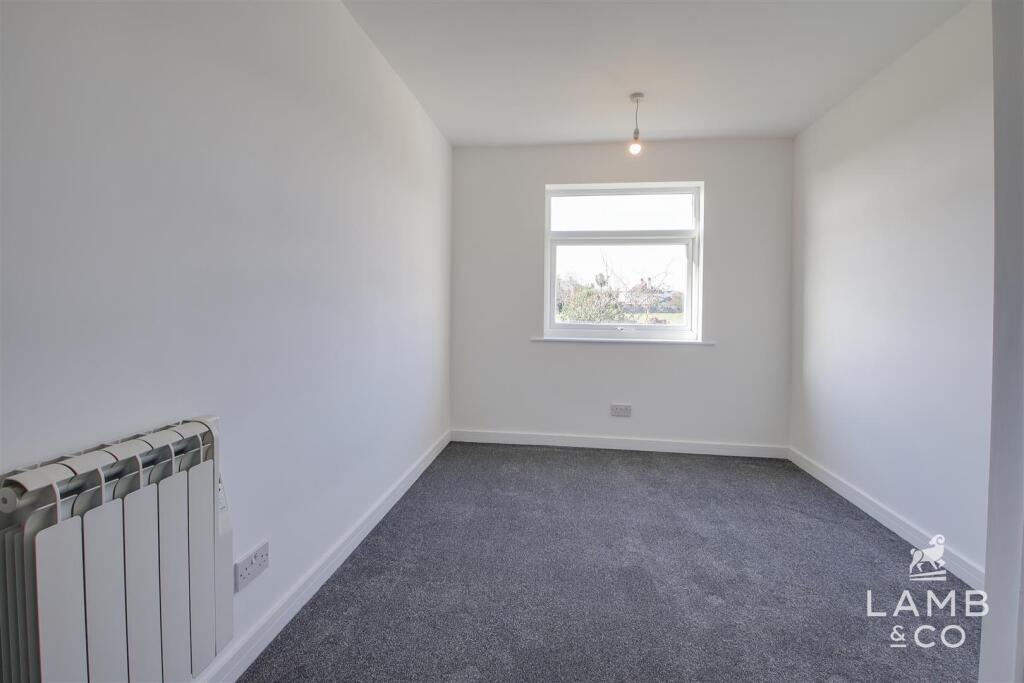 Additional image 6 of Lyndhurst Road, Holland-On-Sea, Clacton-On-Sea