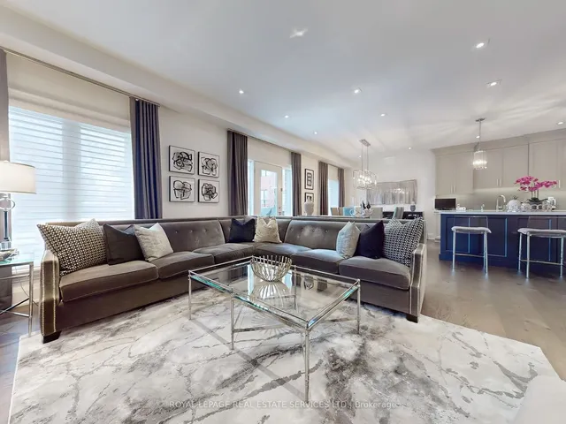 Additional image 8 of 696 Glengrove Ave