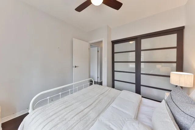 Additional image 17 of 50 East Liberty St Unit 1127