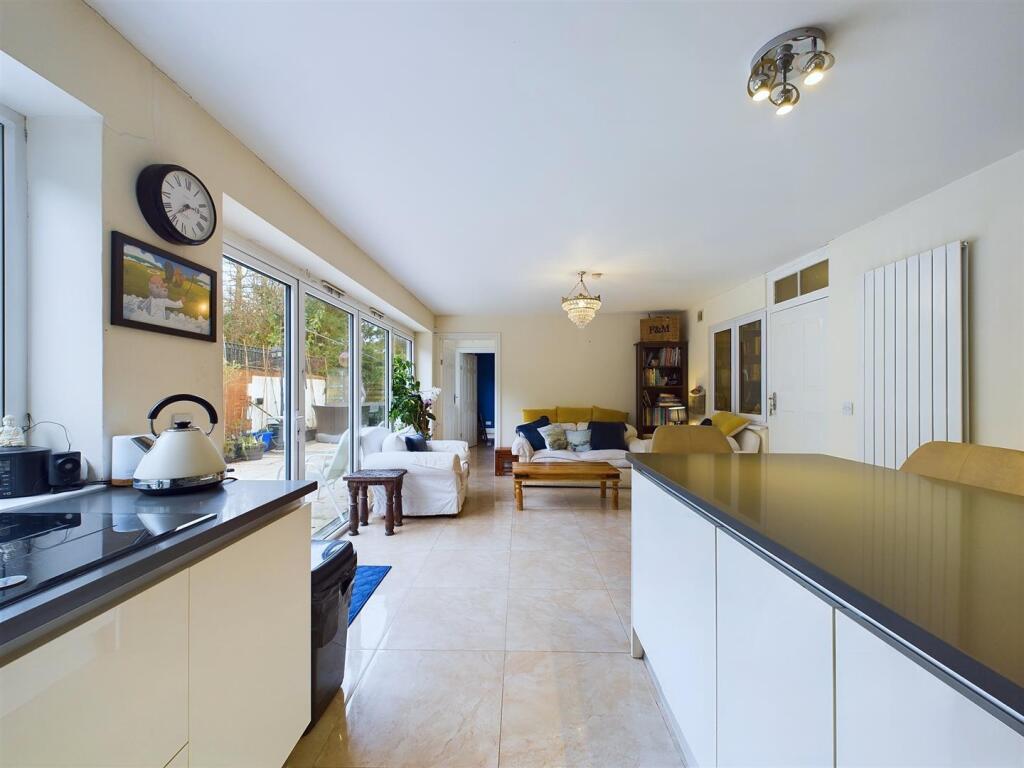 Additional image 29 of Whyteleafe Hill, Whyteleafe