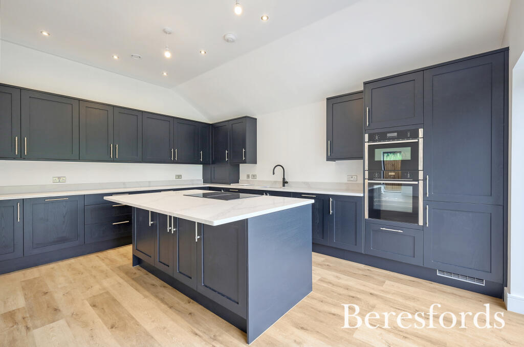 Additional image 17 of Little Burstead, Billericay, CM12