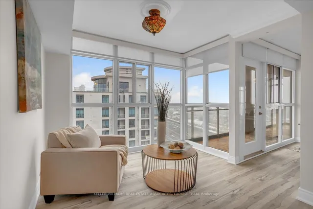 Additional image 7 of 3 Marine Parade Dr Unit 2005