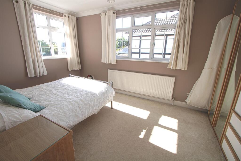 Additional image 13 of Noak Hill Road, Billericay