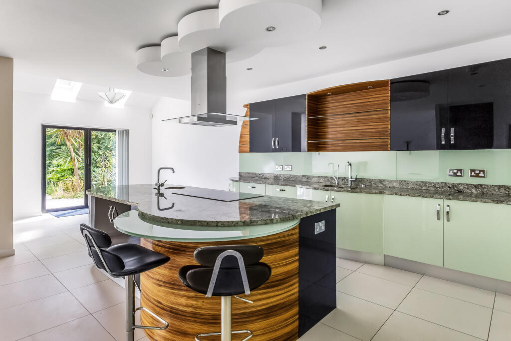 Additional image 17 of Westhall Road, Warlingham, Surrey