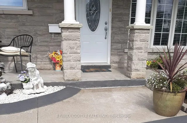 Additional image 4 of 15 Castlemore Dr