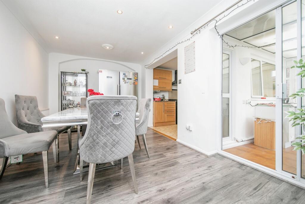 Additional image 5 of Romford Close, Colchester