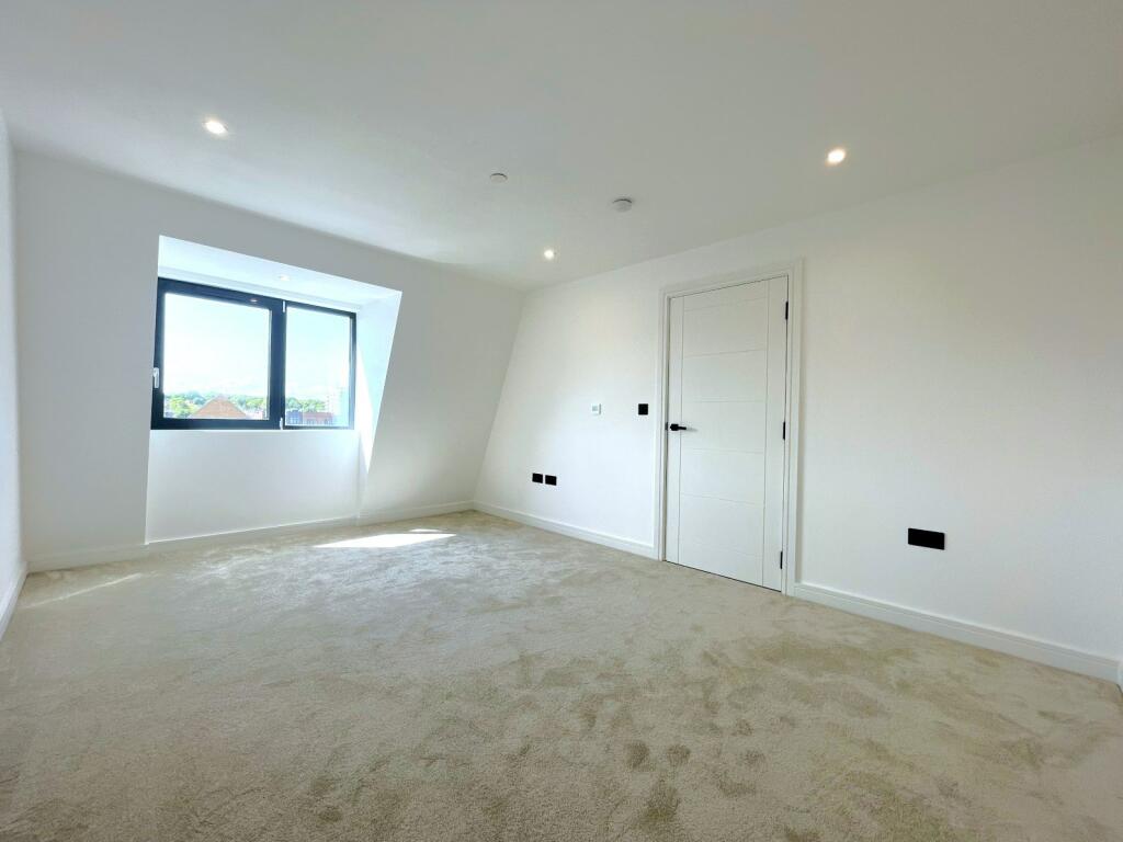 Additional image 6 of The Pembury - Fairfield Road, CM14 4GS