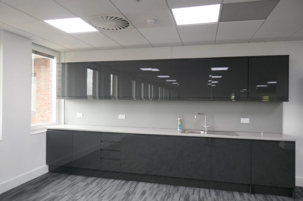 Additional image 5 of Third Floor, Suite 1, Park View, Station Approach, Harlow, CM20 2FB