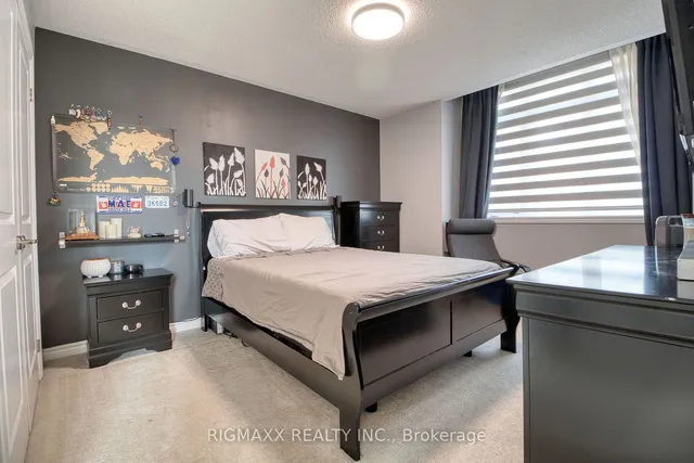 Additional image 31 of 53 Lola Cres