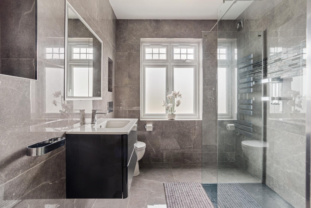 Additional image 8 of Whyteleafe Road, CATERHAM, CR3