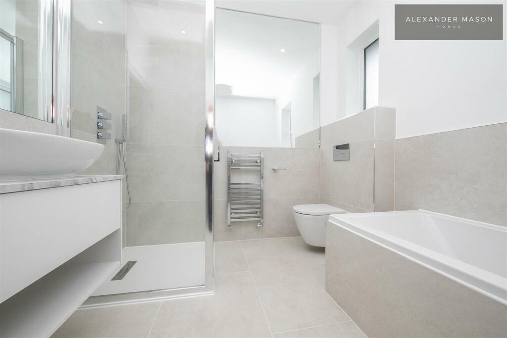 Additional image 14 of Ashlyns Road, Frinton-On-Sea