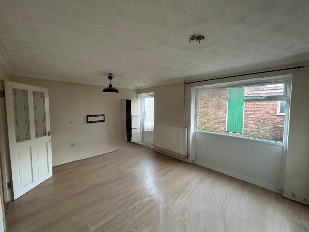 Additional image 9 of Long Banks, Harlow