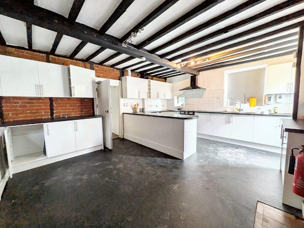 Additional image 6 of 8-10 Newlands Cottages, Coulsdon Common, Caterham, Surrey, CR3