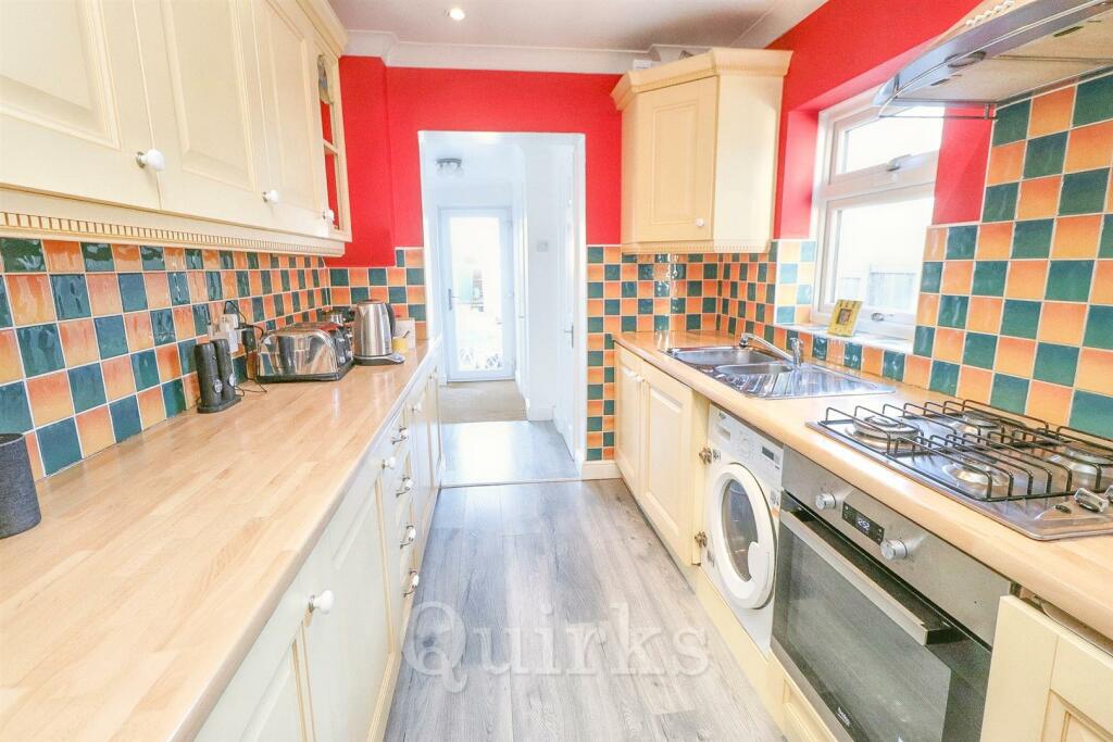 Additional image 10 of Gordon Close, Billericay