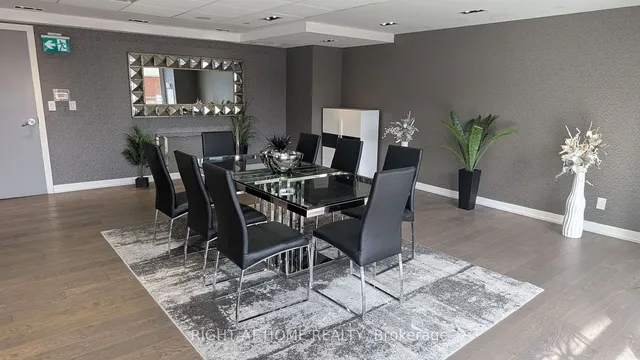 Additional image 20 of 5101 Dundas St Unit 906