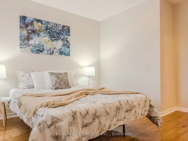 Additional image 26 of 21 Milkweed Cres