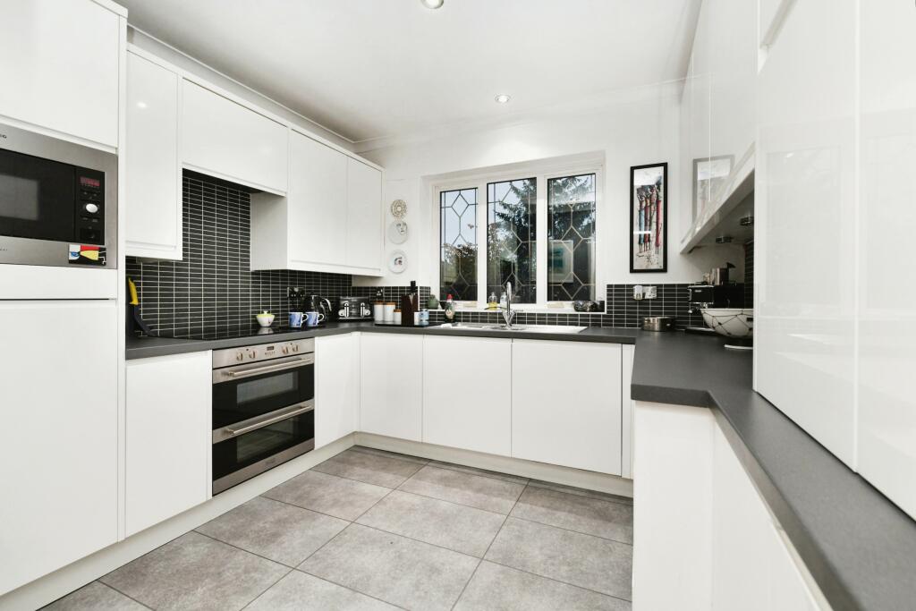 Additional image 2 of Brook Road, Brentwood, Essex, CM14