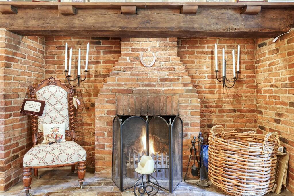 Additional image 18 of Stebbing Road, Felsted, CM6