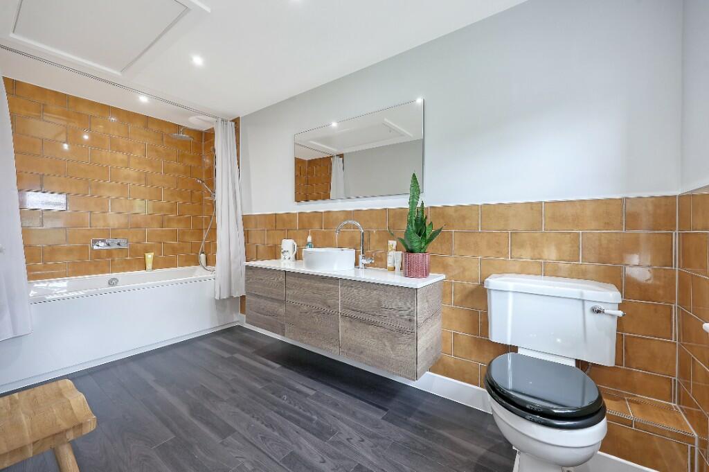 Additional image 8 of Billericay Road, Herongate, Brentwood, Essex, CM13