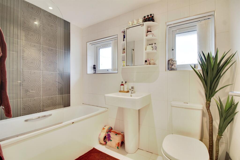 Additional image 15 of Parkfields, Roydon, Harlow