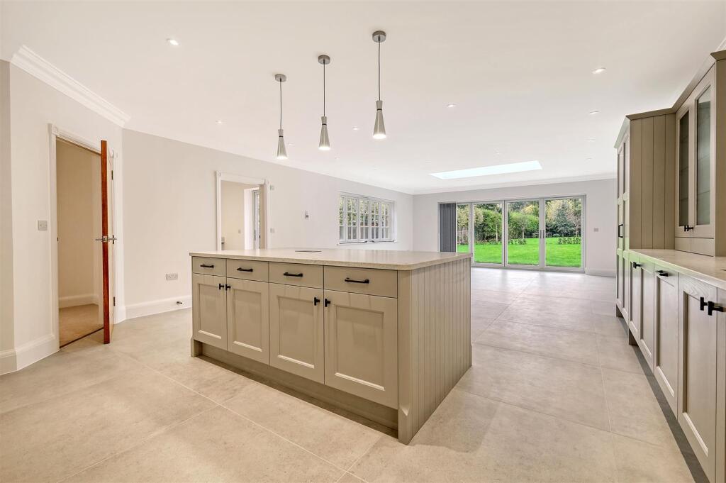 Additional image 7 of Kingsley Road, Hutton, Brentwood