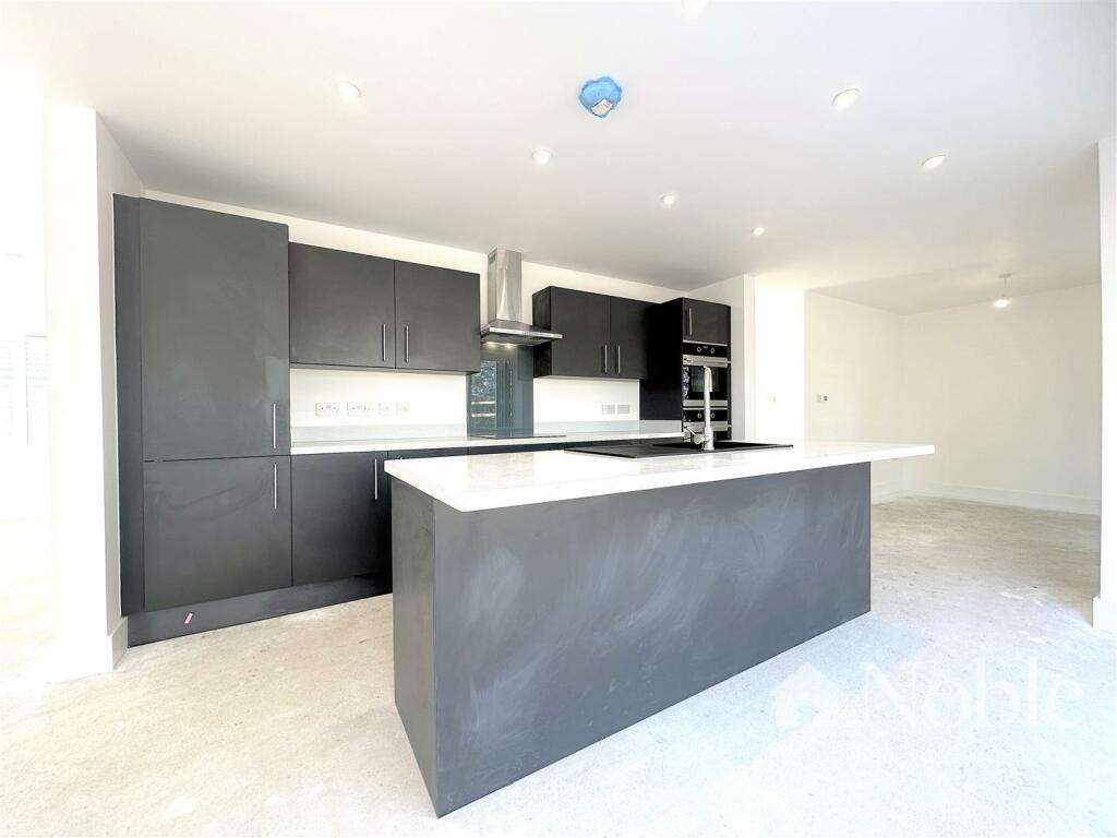 Additional image 5 of Mead Field Drive, Great Hallingbury