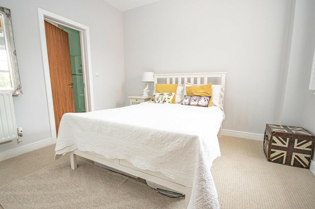 Additional image 10 of Drovers Mead, Warley, Brentwood, Essex, CM14