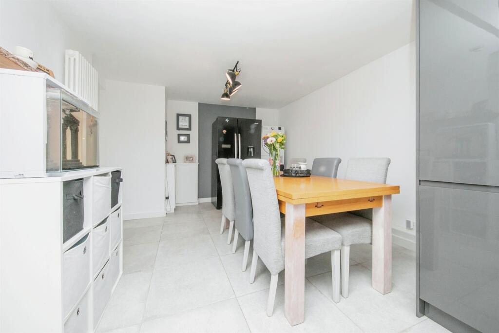 Additional image 5 of Bay View Crescent, Little Oakley, Harwich