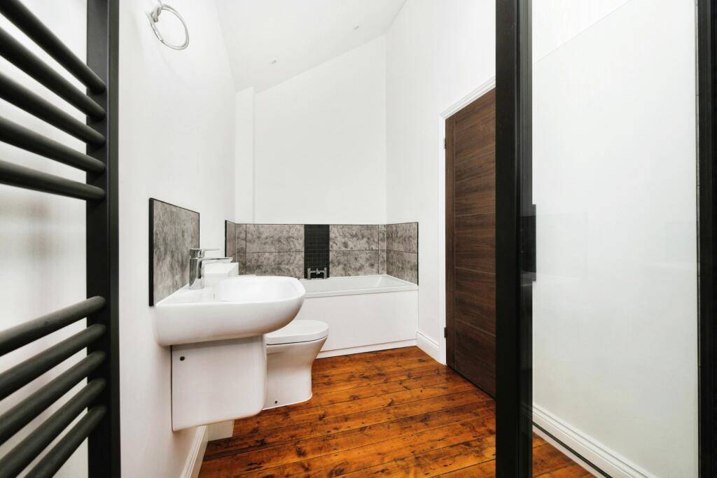 Additional image 9 of Coggeshall Road, Braintree, Essex, CM7