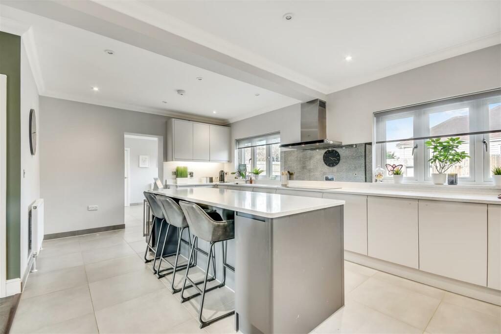 Additional image 7 of Stoney Hills, Burnham-On-Crouch