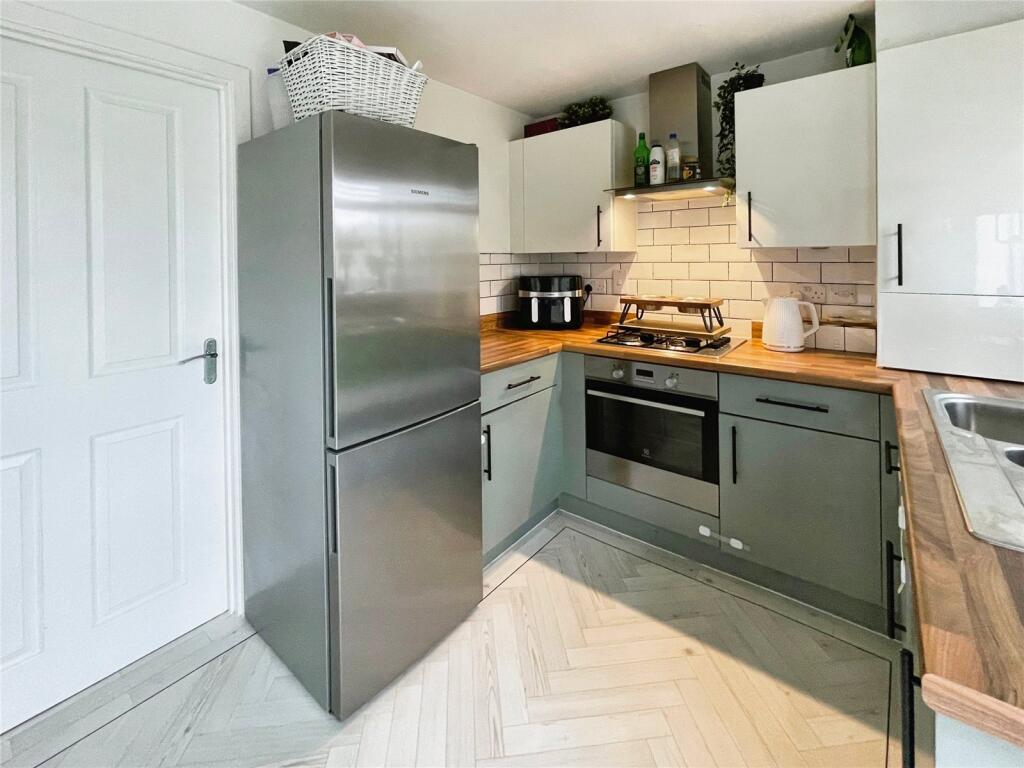 Additional image 7 of Myrtle Close, Harlow, Essex, CM17